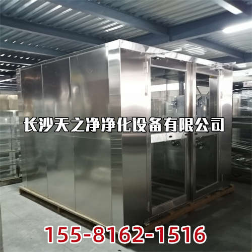 国产在线视视频有精品在光学薄膜洁净室的净化使用